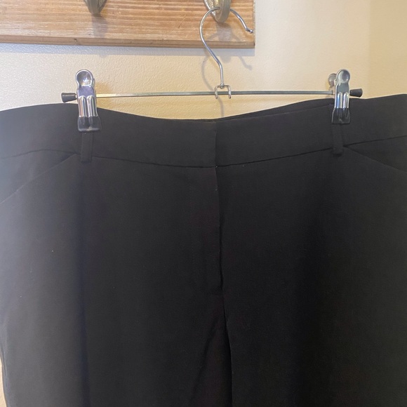Apostrophe Vanessa black pants. Size 12P - Picture 2 of 5